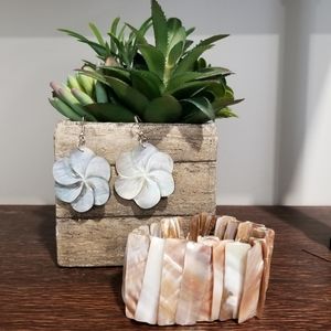 💎MOTHER OF PEARL JWELERY SET.